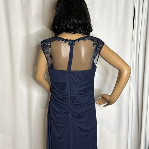 DAVID'S BRIDAL long beaded illusion cap-sleeve dress size 12 - Picture 14 of 17